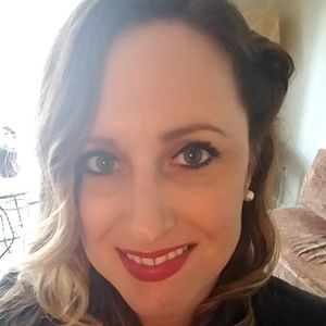 Meet your Posher, Claire